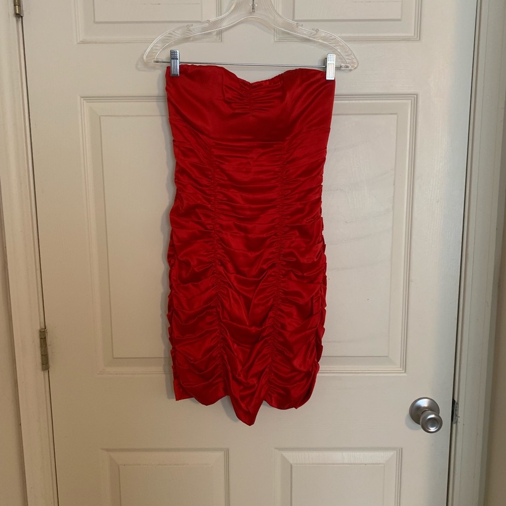 Sexy red mini dress!